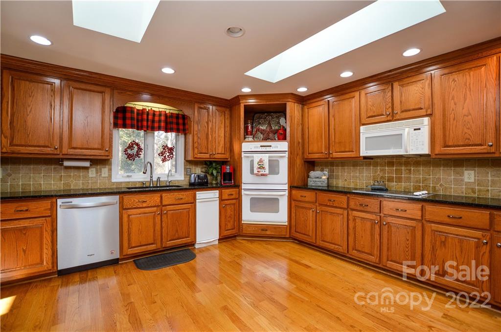 2077 Sowers Road Linwood, NC 27299 - Photo 4 of 34 Gallery Image 4