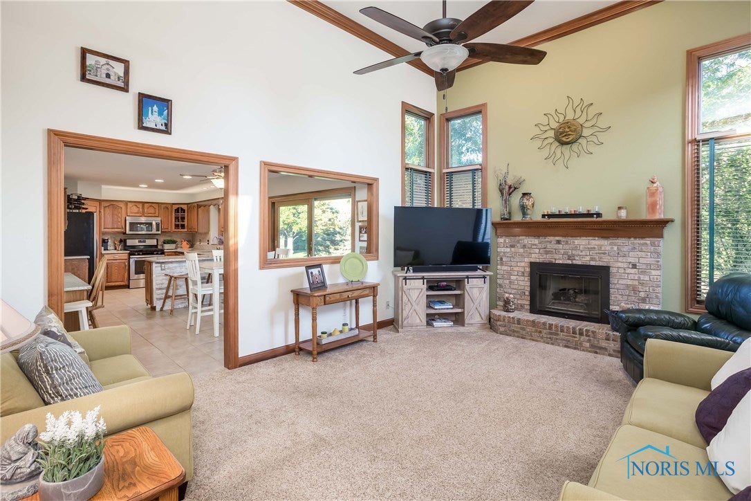 3431 Manley Road Maumee, OH 43537 - Photo 6 of 36 Gallery Image 6