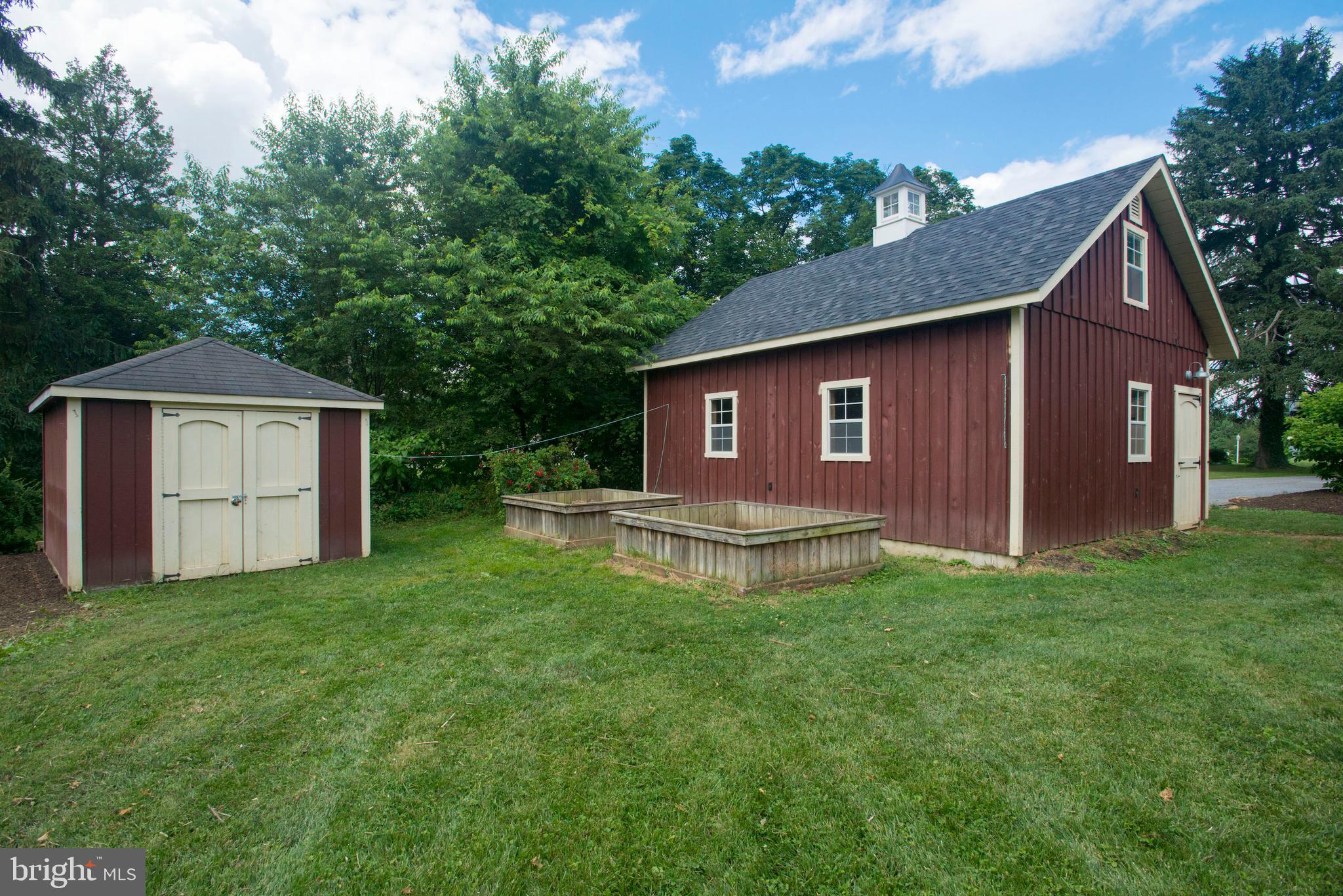 1112 Grandview Road York, PA 17403 - Photo 19 of 22 Gallery Image 19