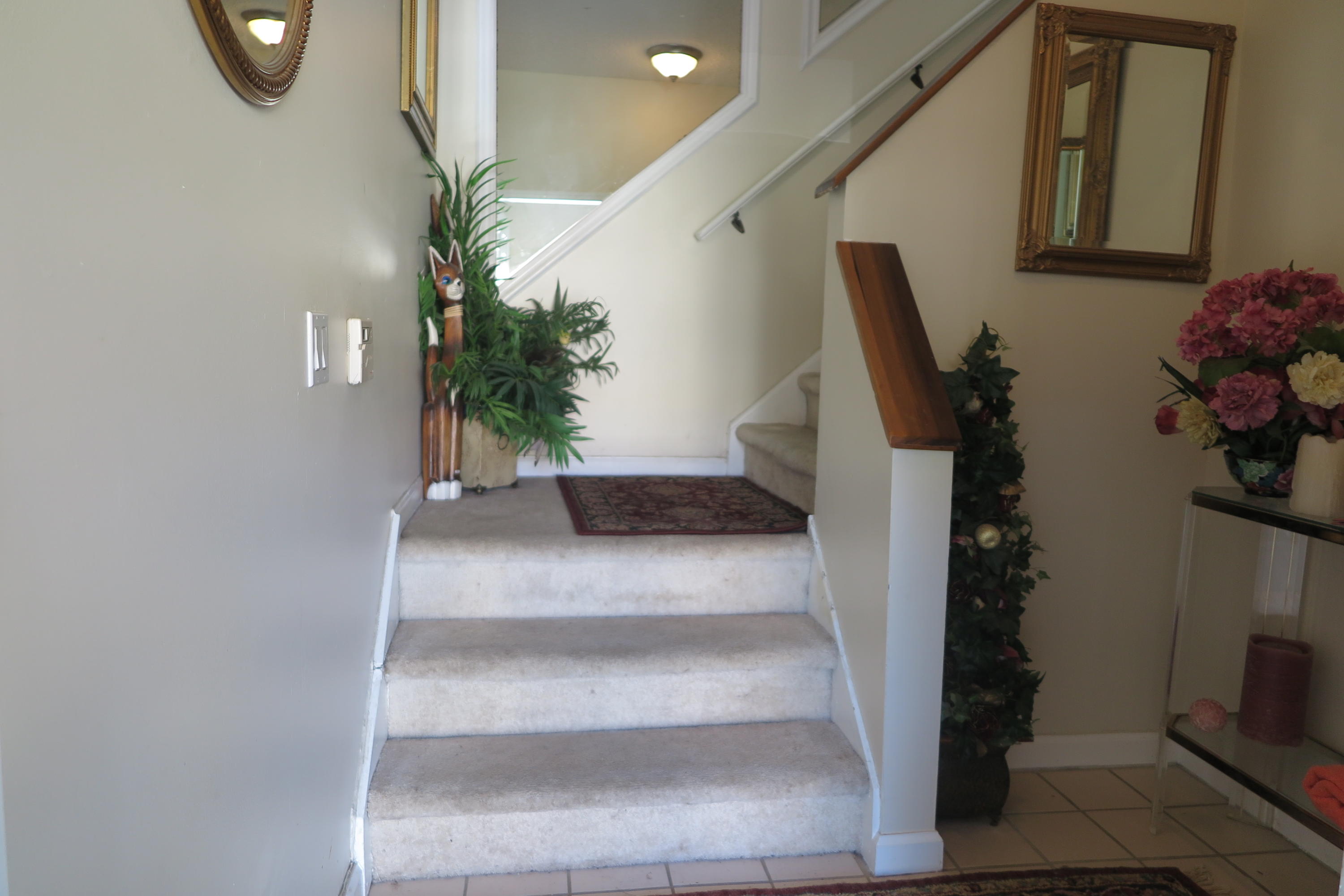 6489 Via Regina Boca Raton, FL 33433 - Photo 2 of 7 Entry