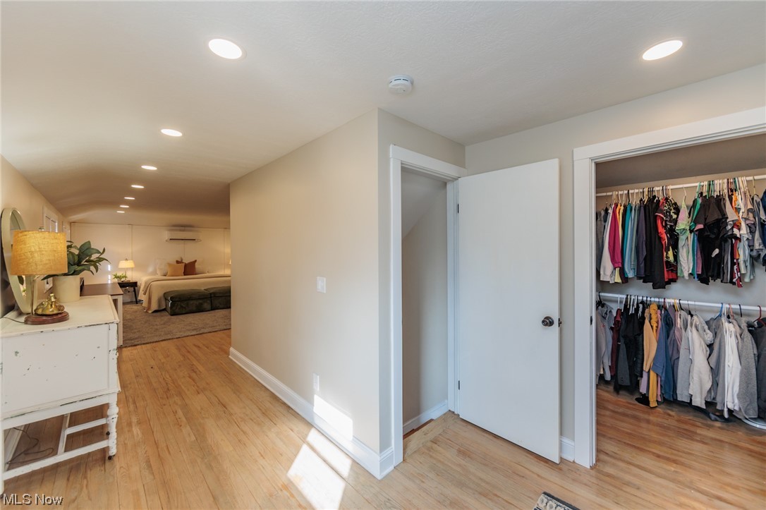 12273 Huffman Road Cleveland, OH 44130 - Photo 28 of 46 Ownerss Suite.. Turn the corner to serenity!