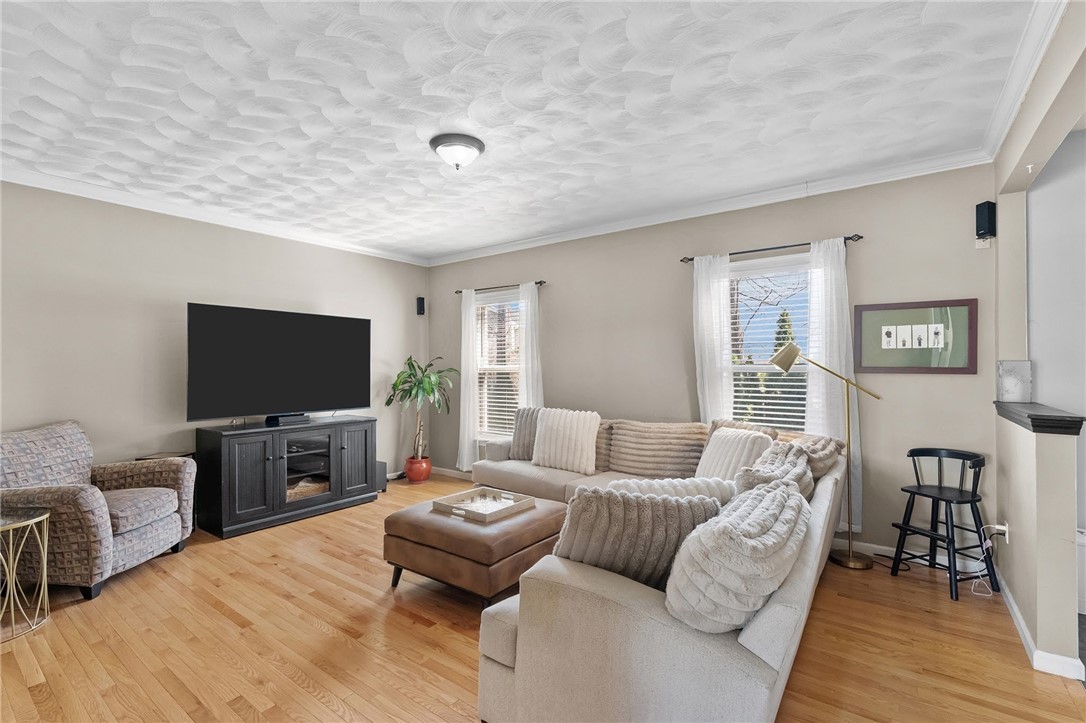 25 Red Hawk Drive Cranston, RI 02921 - Photo 12 of 47