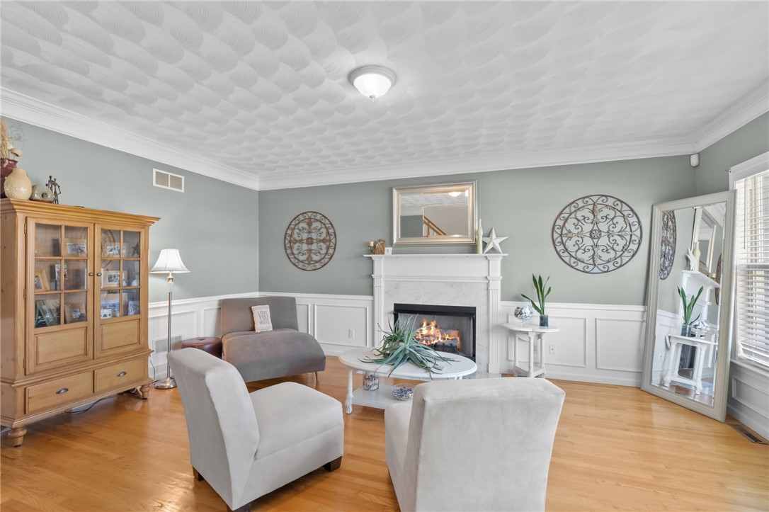 25 Red Hawk Drive Cranston, RI 02921 - Photo 8 of 47