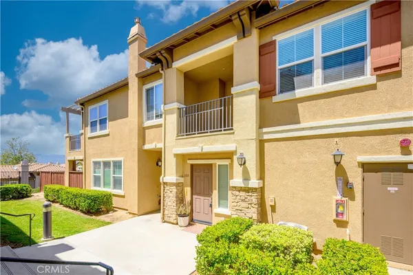 $394,700 | 15659 Vista Way, Unit 100, Lake Elsinore, CA 92532