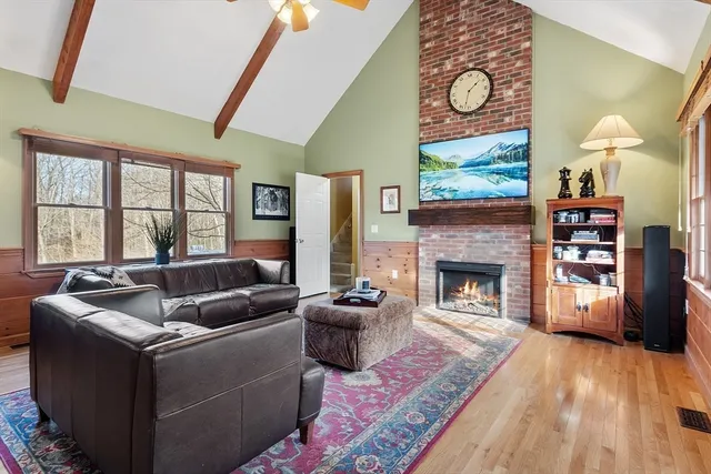 $850,000 | 2 Blueberry Hill Road, Pepperell, MA 01463