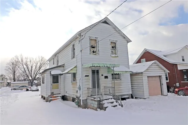 $33,000 | 2231 Raymond Avenue, Latrobe, PA 15650