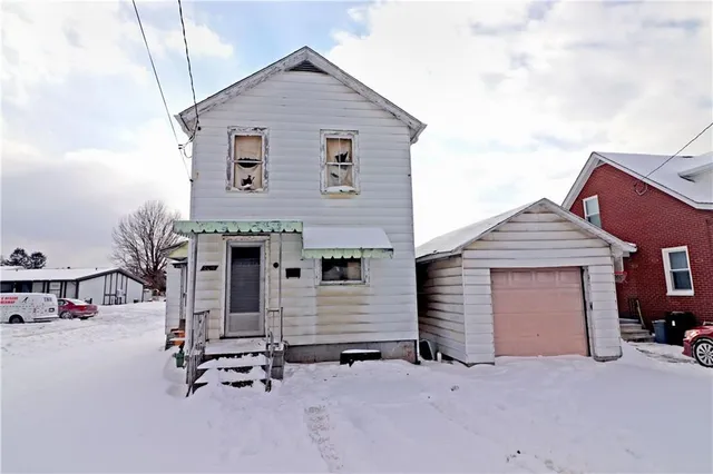 $33,000 | 2231 Raymond Avenue, Latrobe, PA 15650