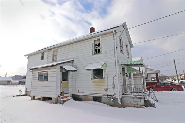 $33,000 | 2231 Raymond Avenue, Latrobe, PA 15650