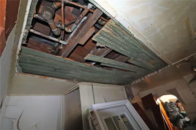 $33,000 | 2231 Raymond Avenue, Latrobe, PA 15650