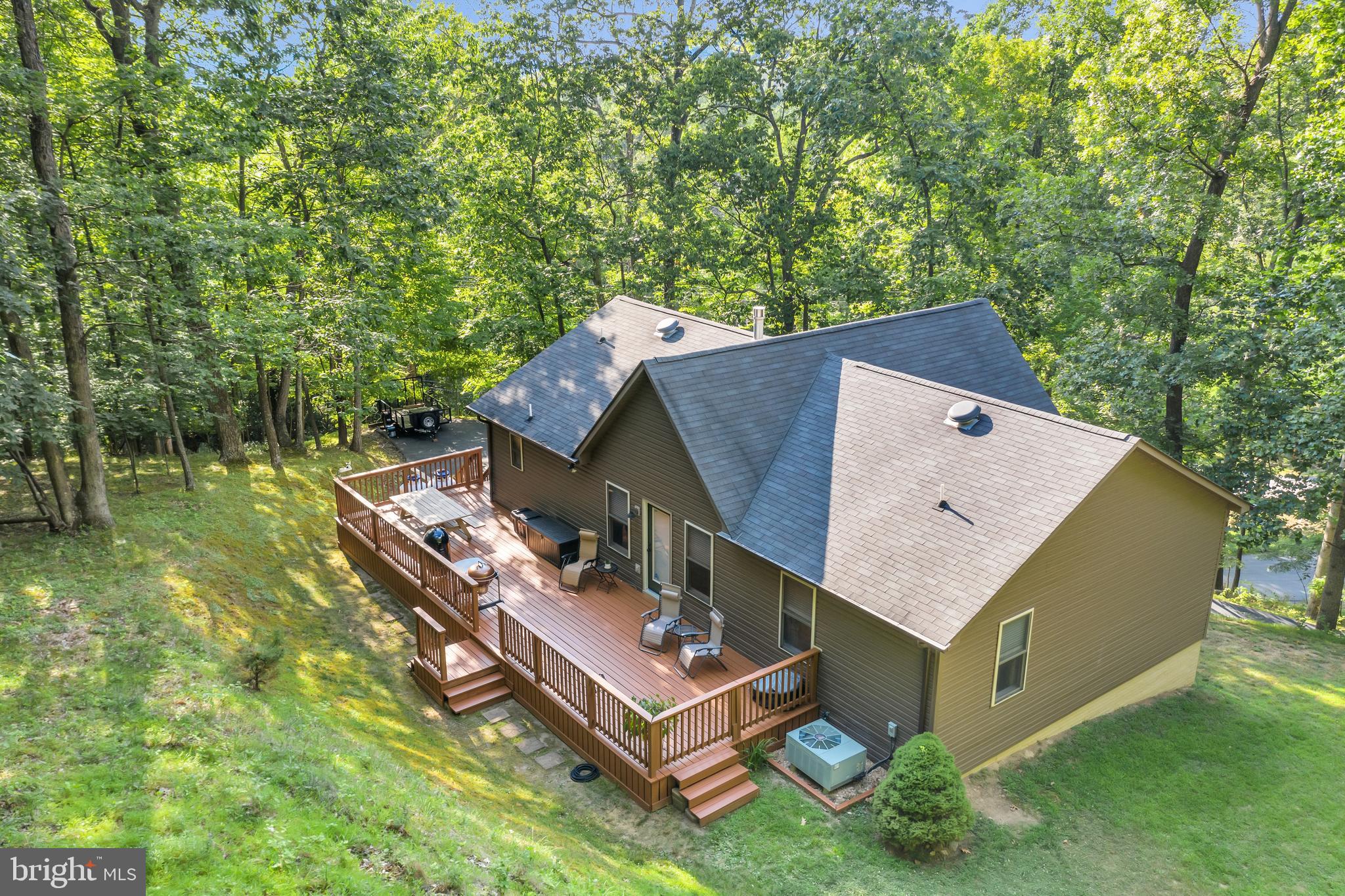 643 High Knob Road Front Royal, VA 22630 - Photo 3 of 32 Gallery Image 3