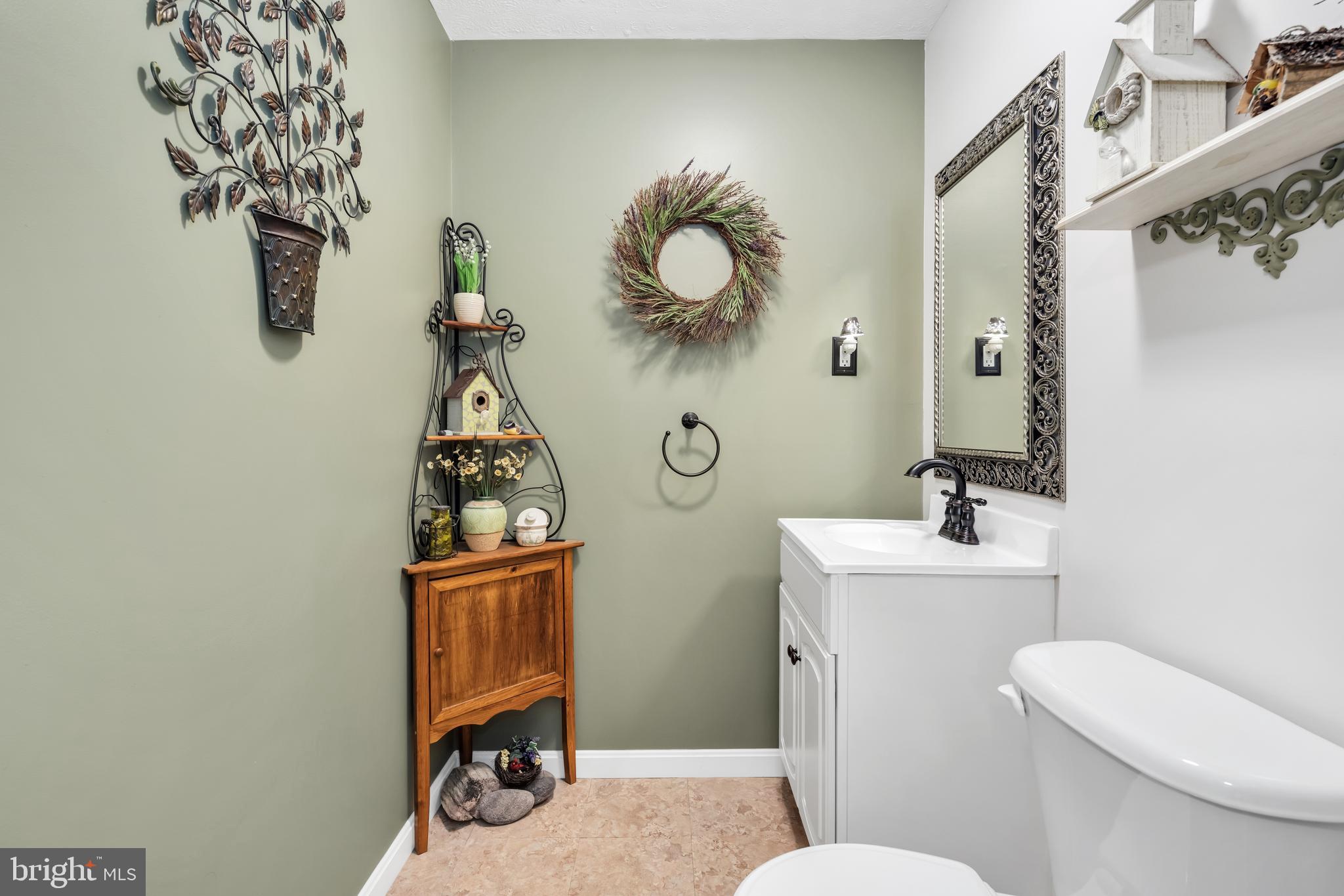643 High Knob Road Front Royal, VA 22630 - Photo 21 of 32 Gallery Image 21