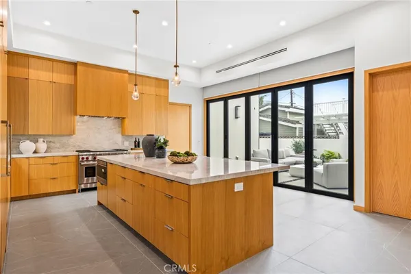 $3,795,000 | 1828 Pine Street, Huntington Beach, CA 92648