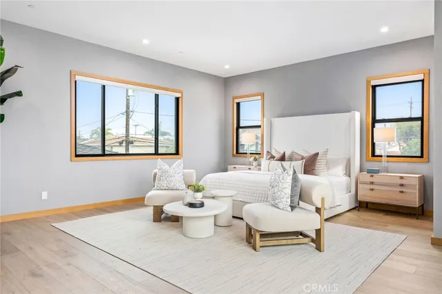 $3,999,000 | 1828 Pine Street, Huntington Beach, CA 92648