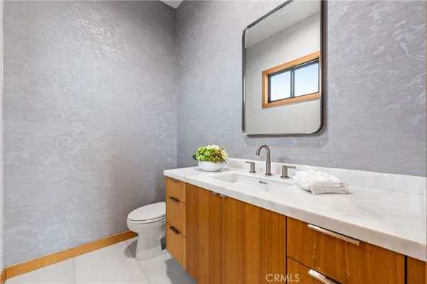 $3,795,000 | 1828 Pine Street, Huntington Beach, CA 92648