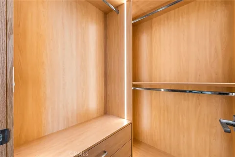 $3,999,000 | 1828 Pine Street, Huntington Beach, CA 92648