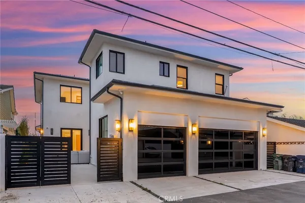 $3,795,000 | 1828 Pine Street, Huntington Beach, CA 92648