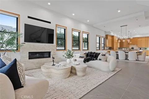 $3,999,000 | 1828 Pine Street, Huntington Beach, CA 92648