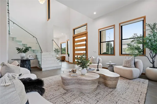 $3,999,000 | 1828 Pine Street, Huntington Beach, CA 92648