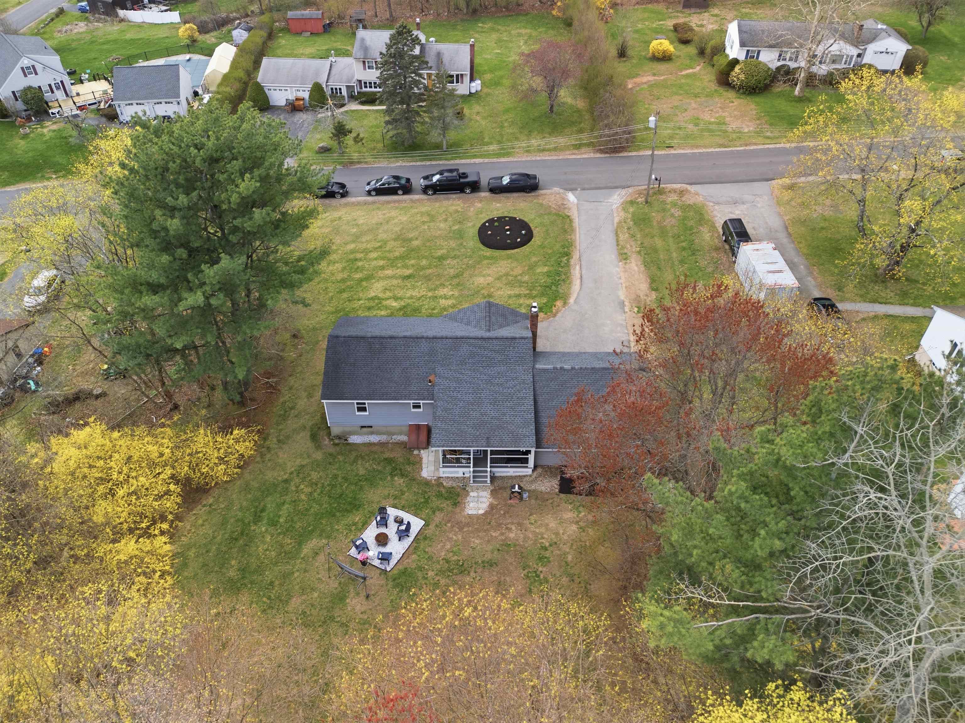 9 Scottsdale Road Atkinson, NH 03811 - Photo 38 of 41