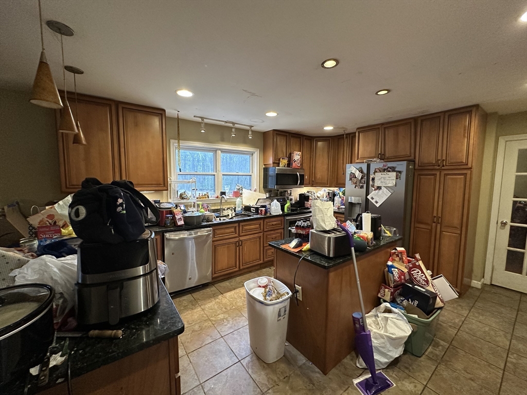 488 Jackson Road Hardwick, MA 01037 - Photo 13 of 32