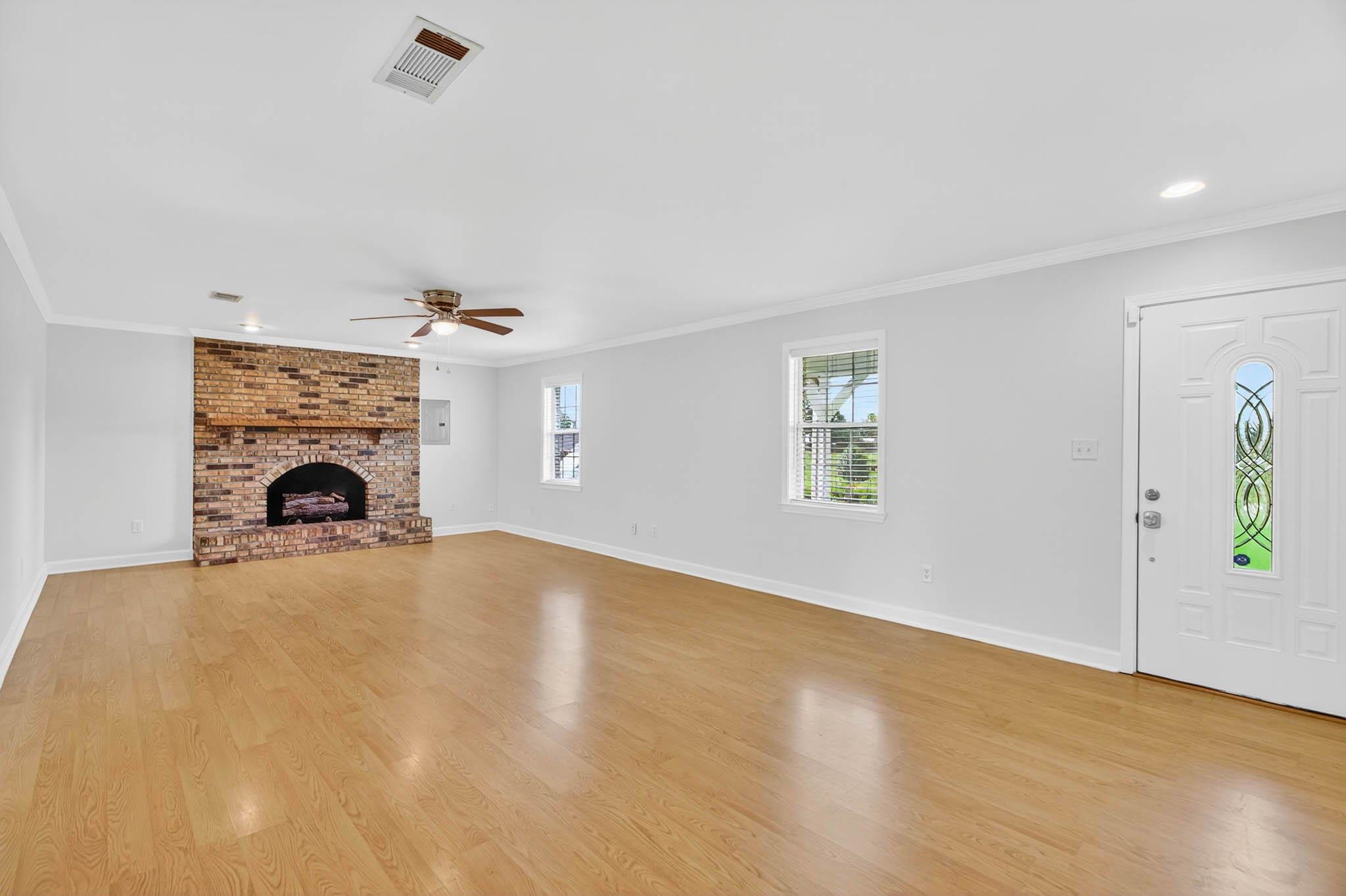 51 Godwin Drive Atmore, AL 36502 - Photo 13 of 60 Living Room