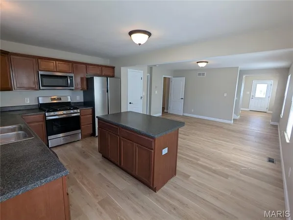 $399,000 | 1153 Gulfstream Way, Mascoutah, IL 62258