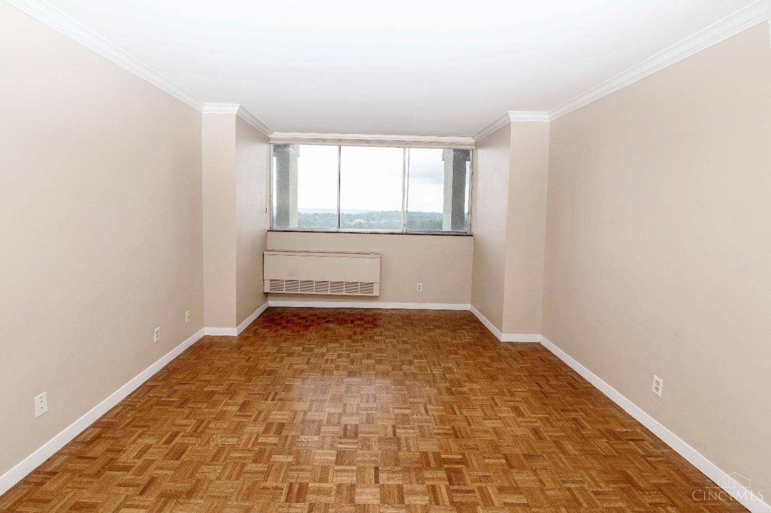 2324 Madison Road, Unit 1404 Cincinnati, OH 45208 - Photo 17 of 35