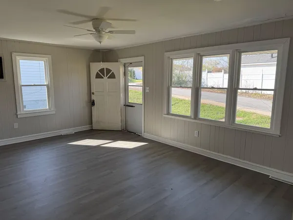 $1,263 | 35 Circle Drive, Martinsville, VA 24112