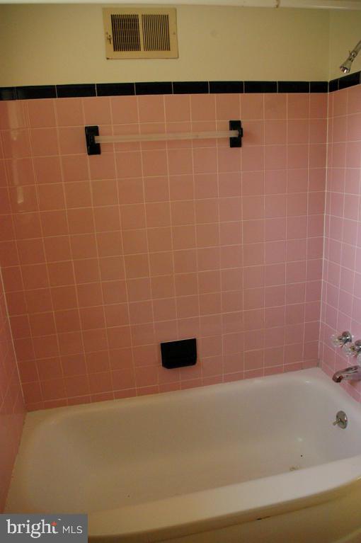 112 Lampeter Road Lancaster, PA 17602 - Photo 12 of 25 Gallery Image 12