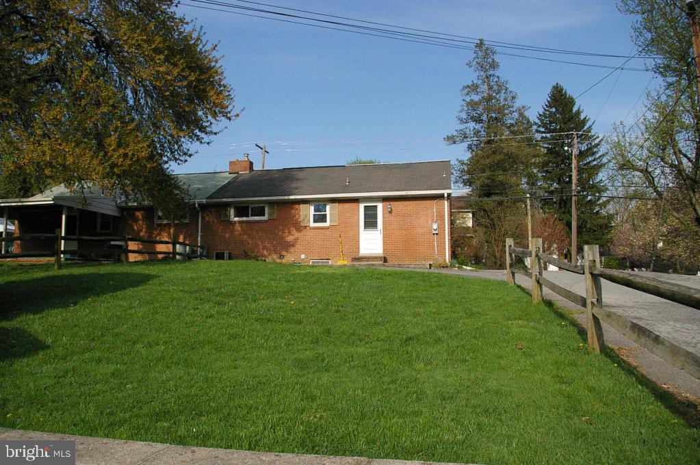 112 Lampeter Road Lancaster, PA 17602 - Photo 21 of 25 Gallery Image 21
