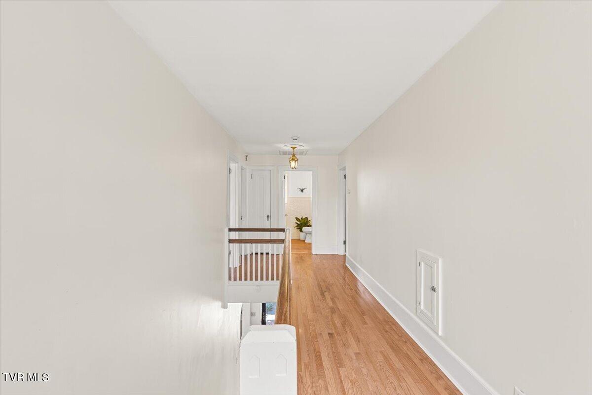 708 North Main Street Elizabethton, TN 37643 - Photo 41 of 97 041-128A8977