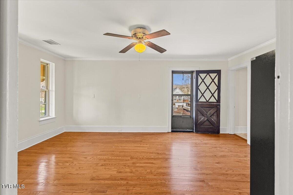 708 North Main Street Elizabethton, TN 37643 - Photo 52 of 97 052-128A8923