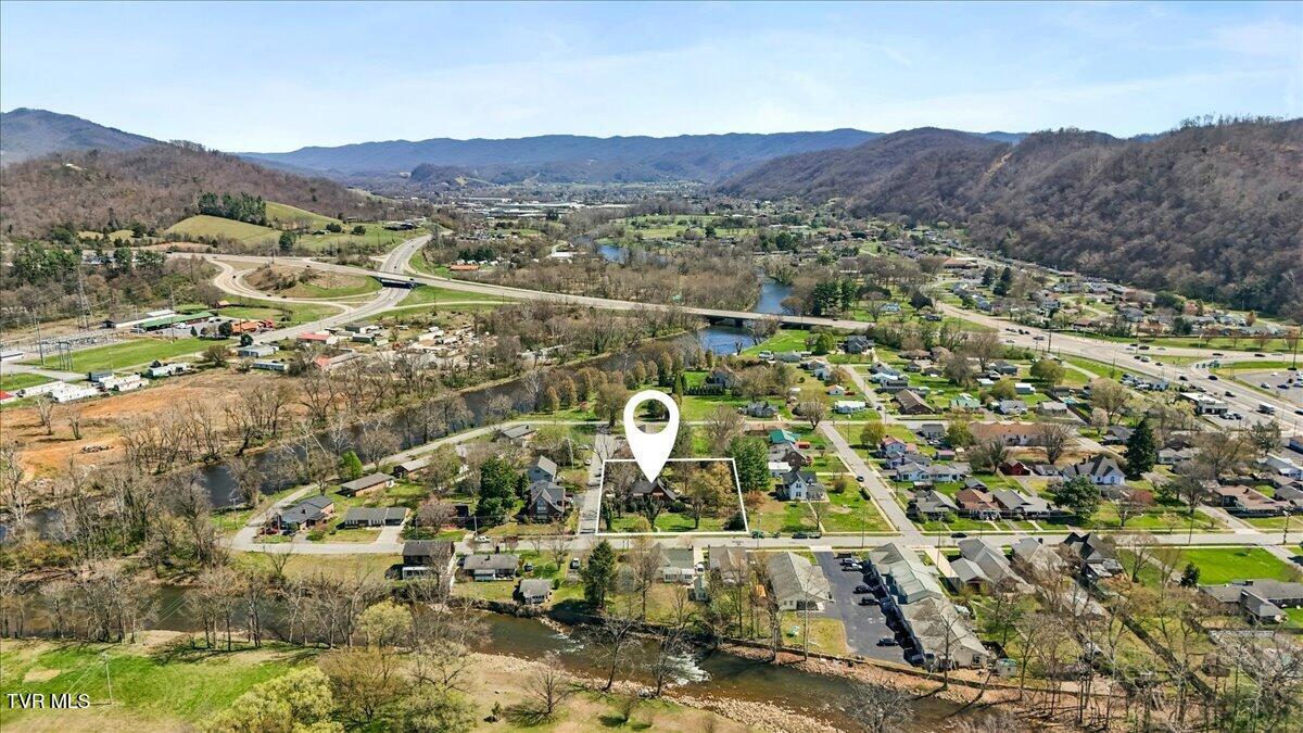 708 North Main Street Elizabethton, TN 37643 - Photo 94 of 97 098-DJI_20260324131310_0364_D