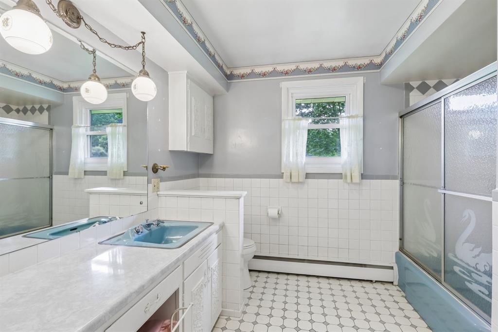 525 North Ben Franklin Road Indiana, PA 15701 - Photo 4 of 9 Gallery Image 4