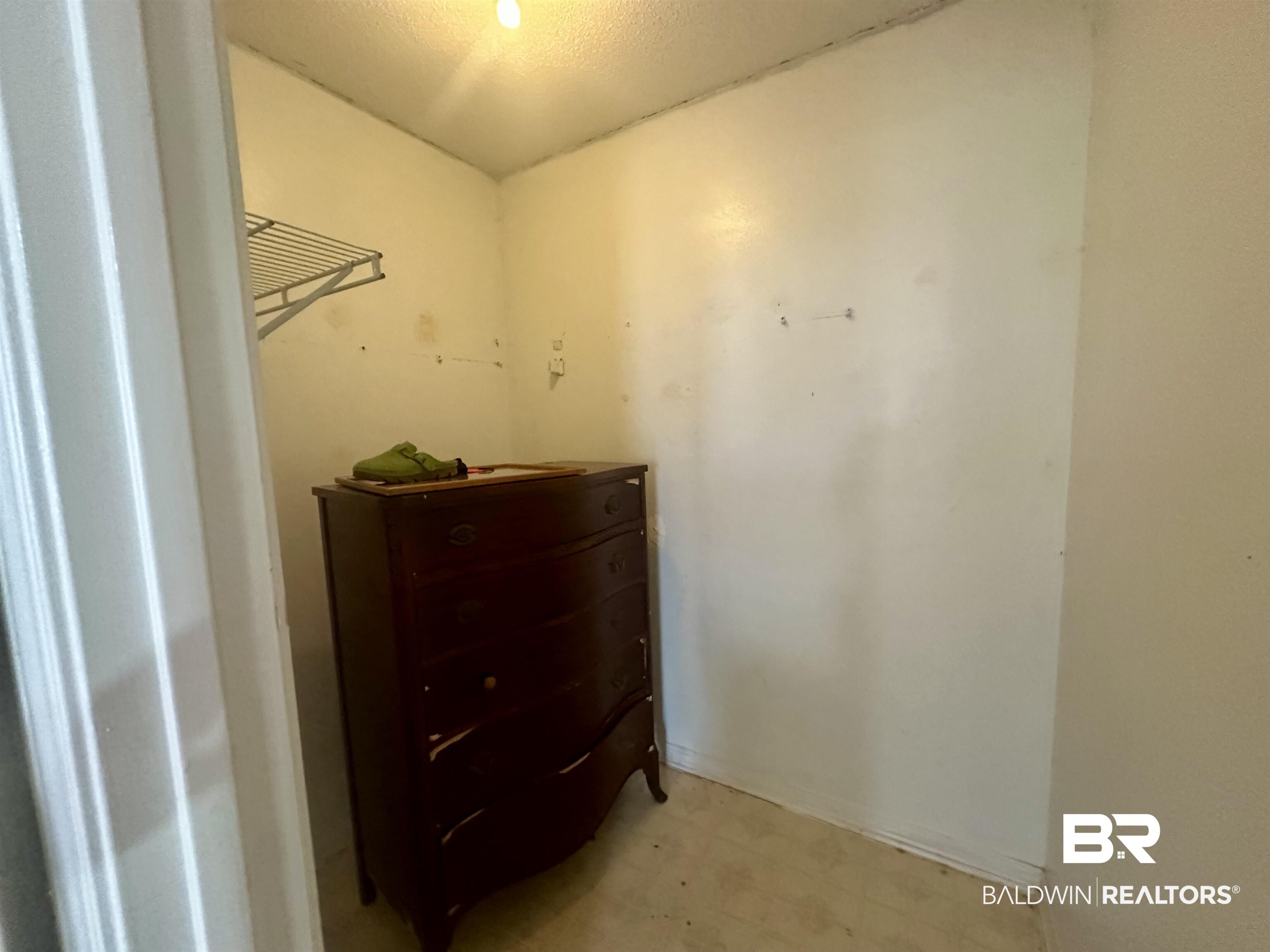 519 Carolyn Avenue Foley, AL 36535 - Photo 16 of 27 Gallery Image 16