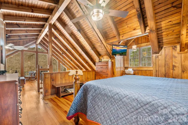 $999,999 | 2793 & 2793a Boggs Road, West Jefferson, NC 28694