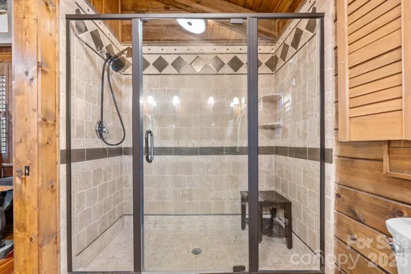 $999,999 | 2793 & 2793a Boggs Road, West Jefferson, NC 28694