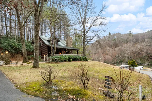 $999,999 | 2793 & 2793a Boggs Road, West Jefferson, NC 28694
