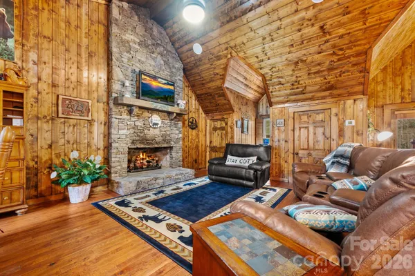 $999,999 | 2793 & 2793a Boggs Road, West Jefferson, NC 28694