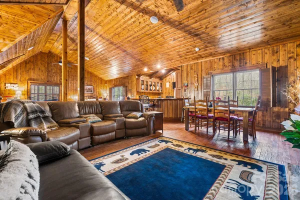 $999,999 | 2793 & 2793a Boggs Road, West Jefferson, NC 28694