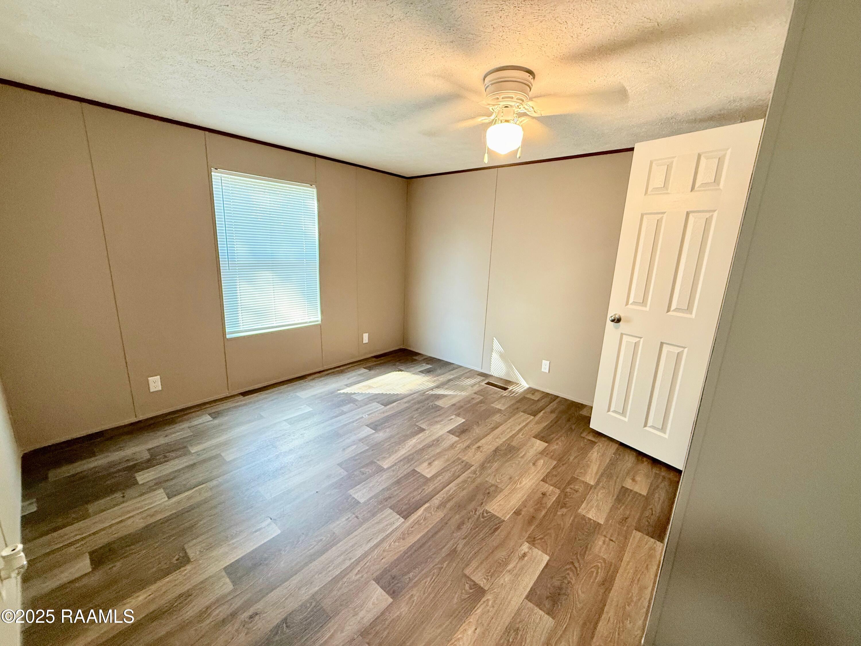 125 La Rue Cannes Duson, LA 70529 - Photo 26 of 40 2nd bedroom