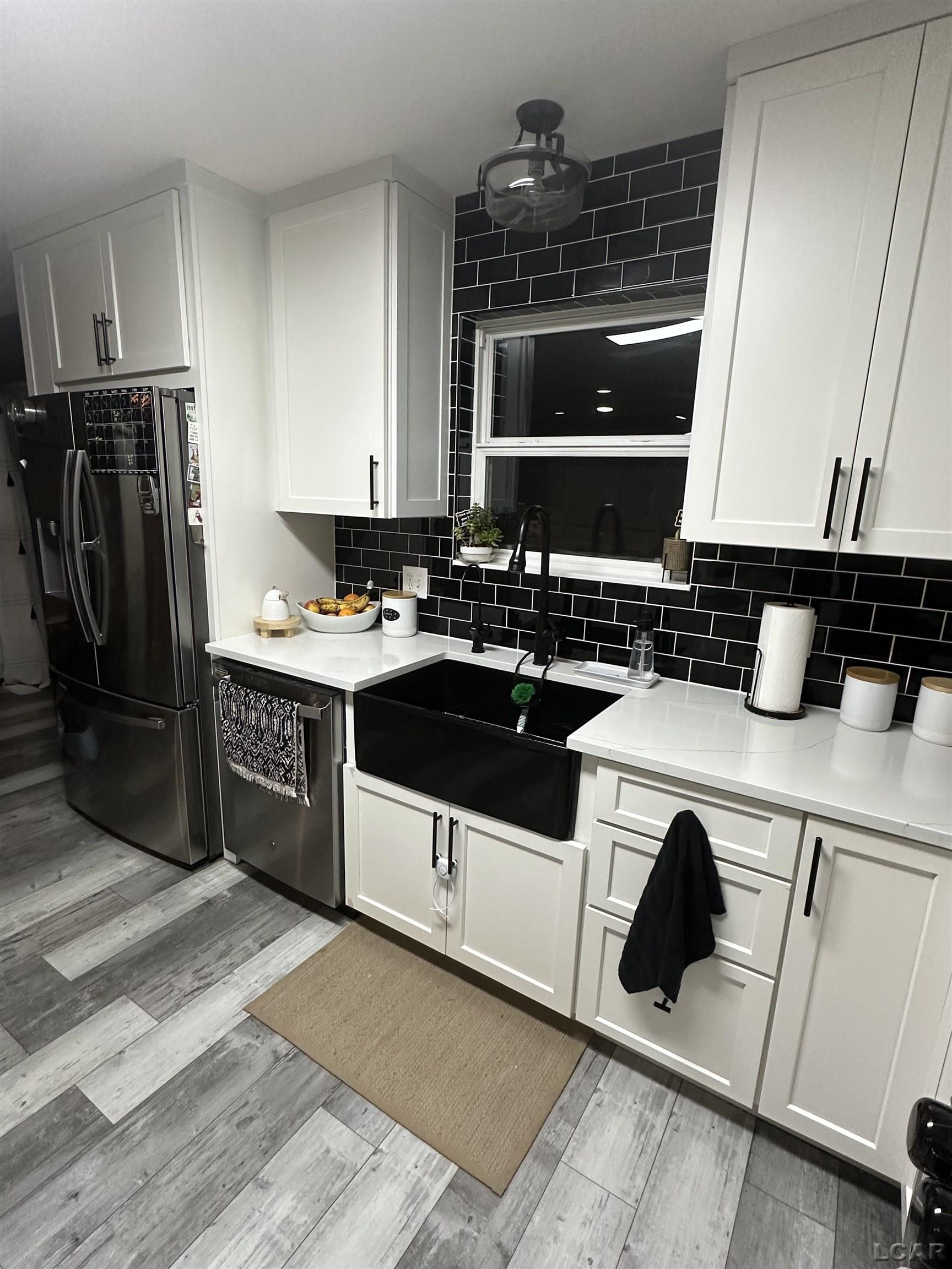 4917 Sycamore Road Newport, MI 48166 - Photo 8 of 21 50163580-317ccced-8c01-4114-b750-2af847bbe648.JPG
