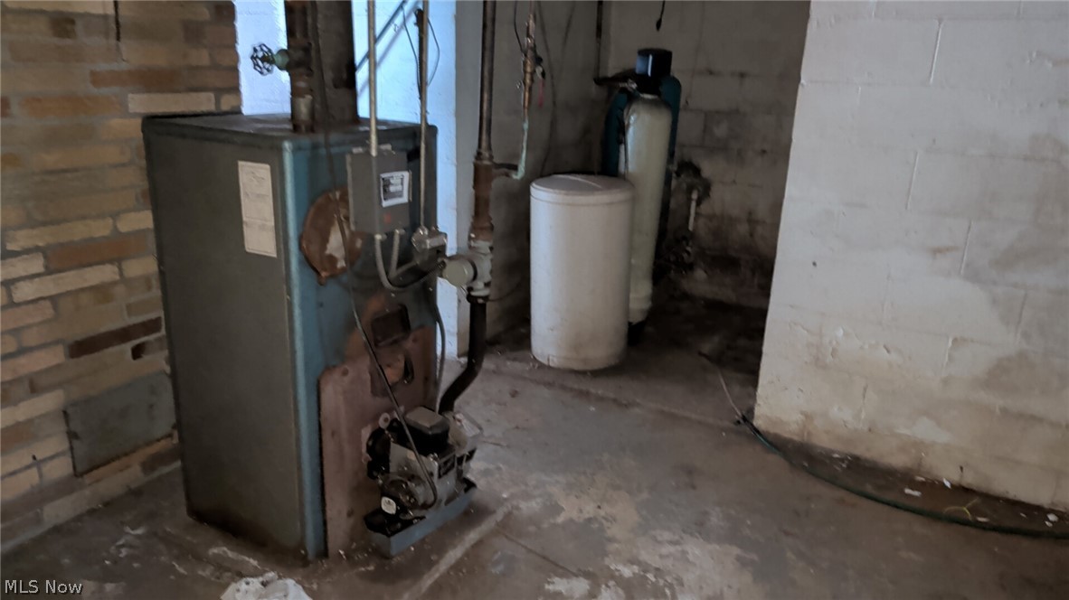 1078 Aberagg Road Atwater, OH 44201 - Photo 13 of 14 Utilities with a heating unit