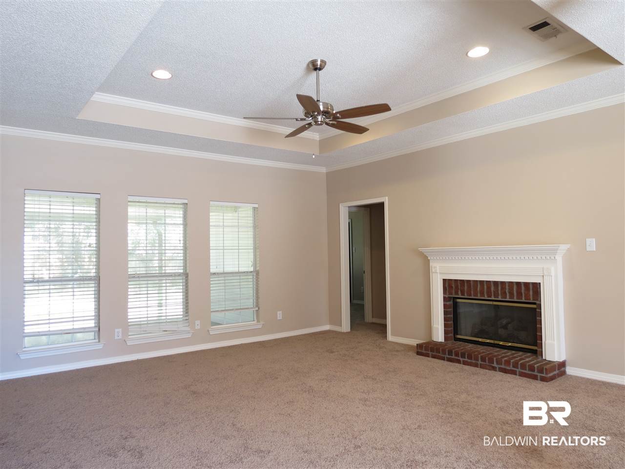 9654 Chambers Drive Mobile, AL 36695 - Photo 2 of 20 Living Room