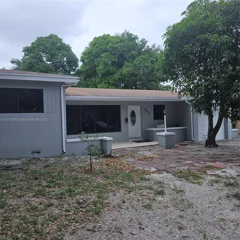a view of a room with shelf