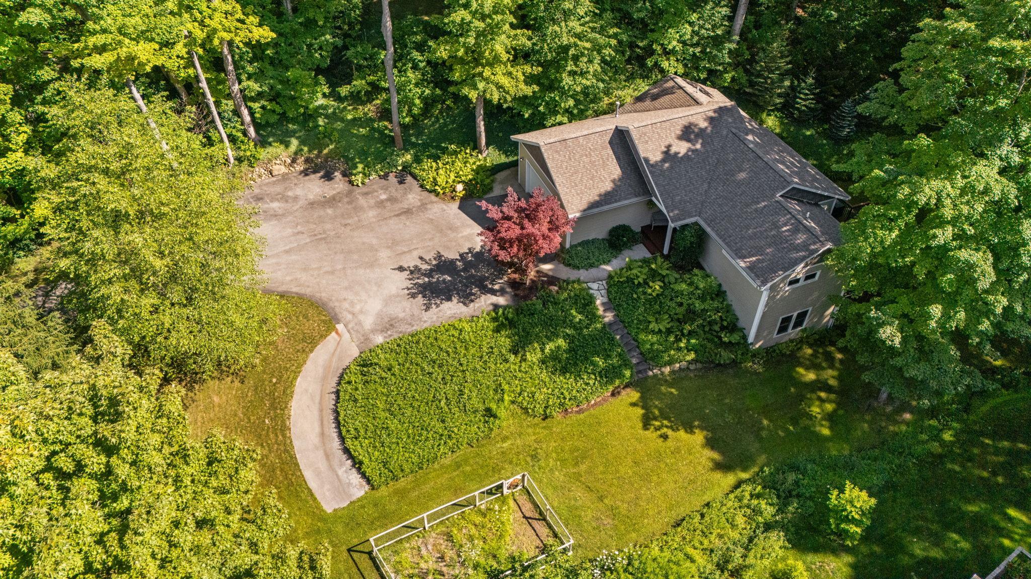 4651 Barnes Road Traverse City, MI 49684 - Photo 88 of 98 Gallery Image 88