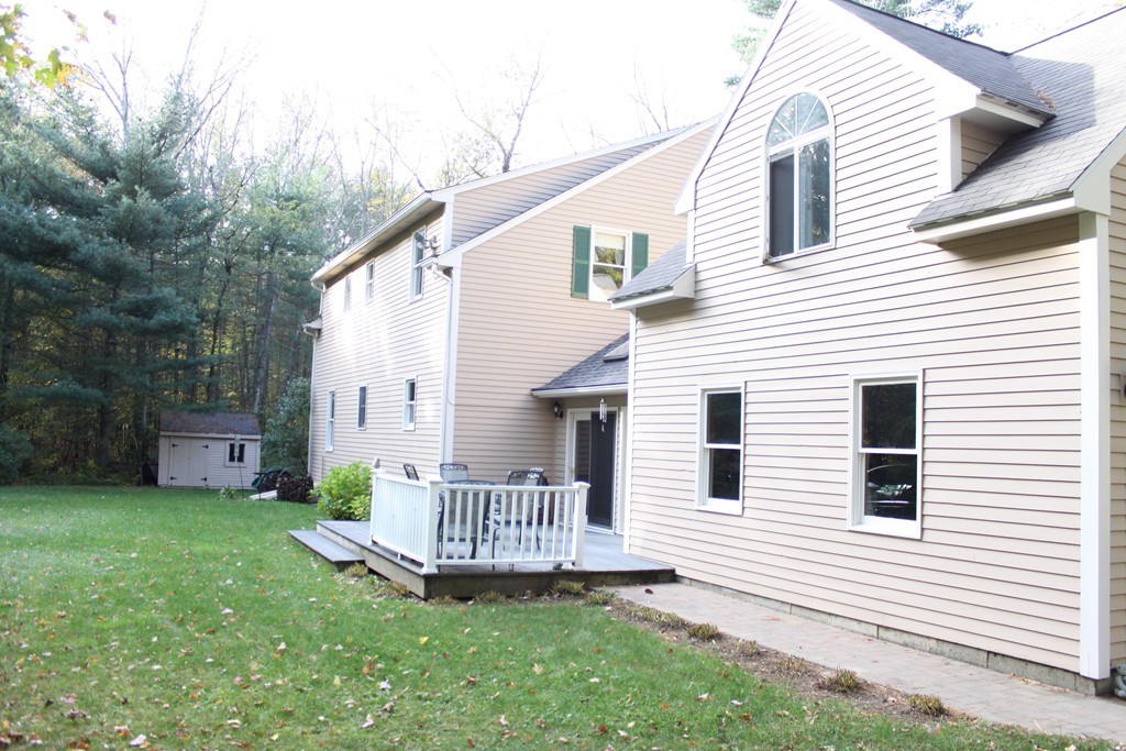 11 Allen Road Sturbridge, MA 01566 - Photo 28 of 29