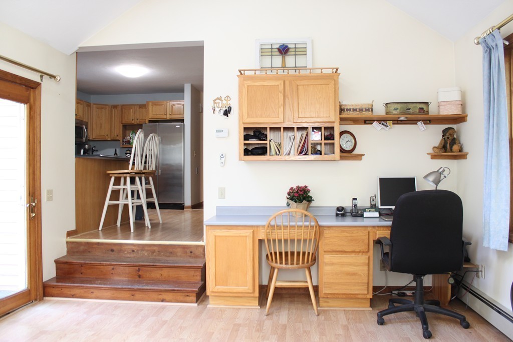 11 Allen Road Sturbridge, MA 01566 - Photo 6 of 29