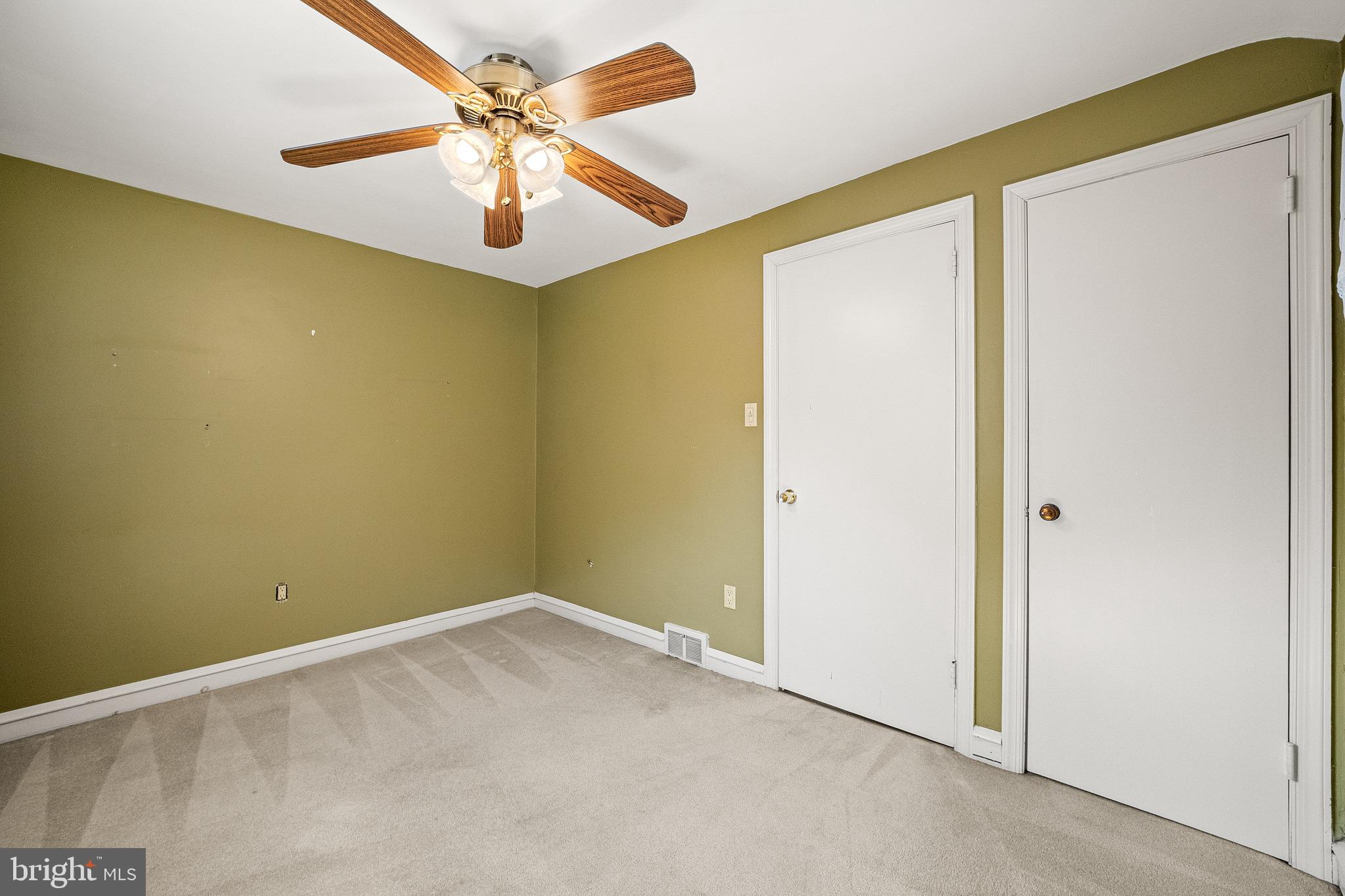 231 Springfield Road Aldan, PA 19018 - Photo 22 of 41 Third Bedroom | 2nd Floor