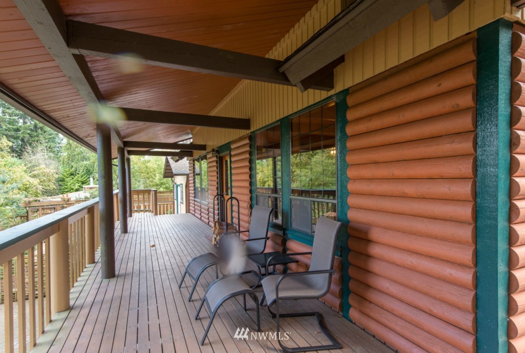 18115 Thorsen Road Southwest Vashon, WA 98070 - Photo 23 of 25 Gallery Image 23